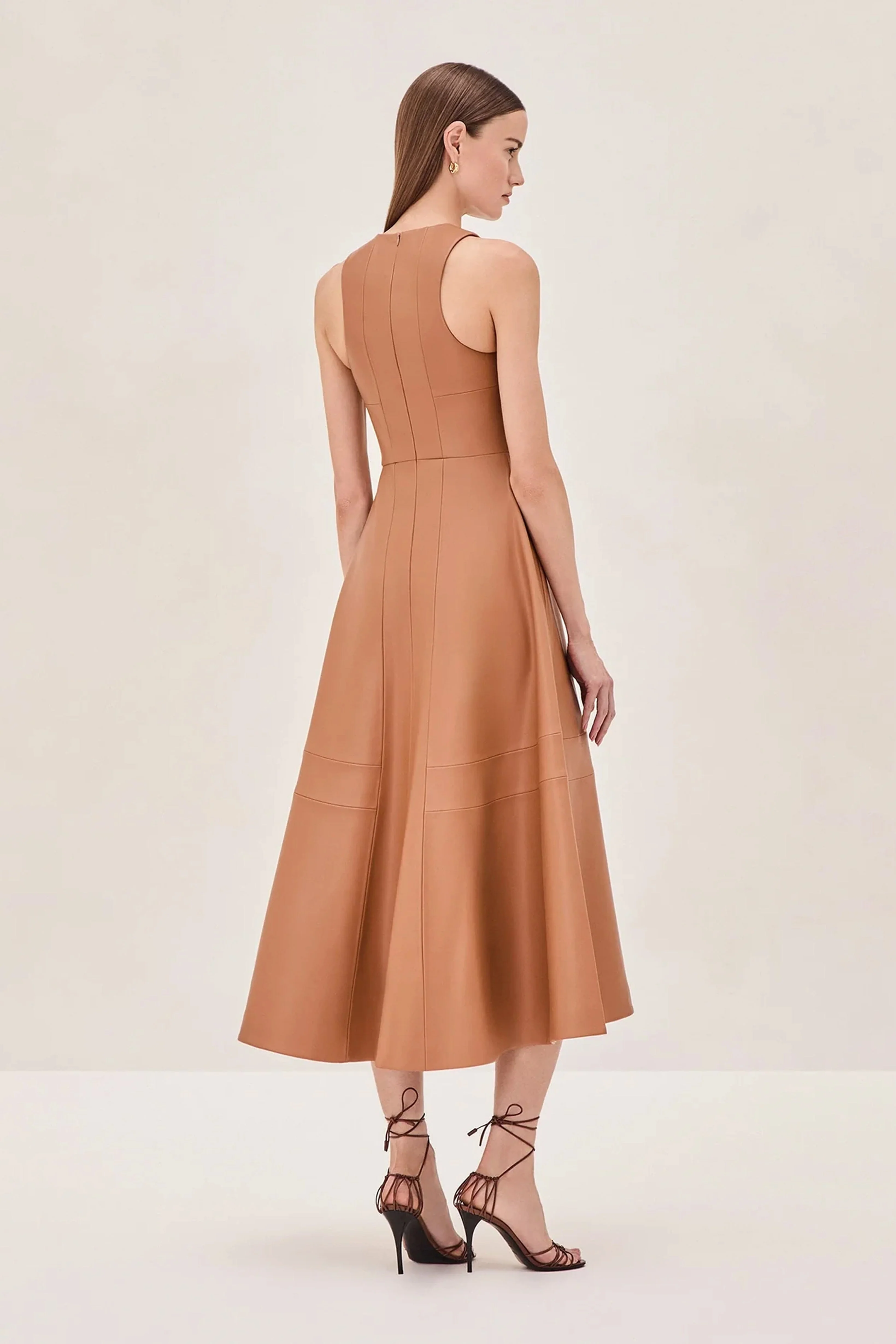 ALEXIS | England Dress - Saddle - Image 3