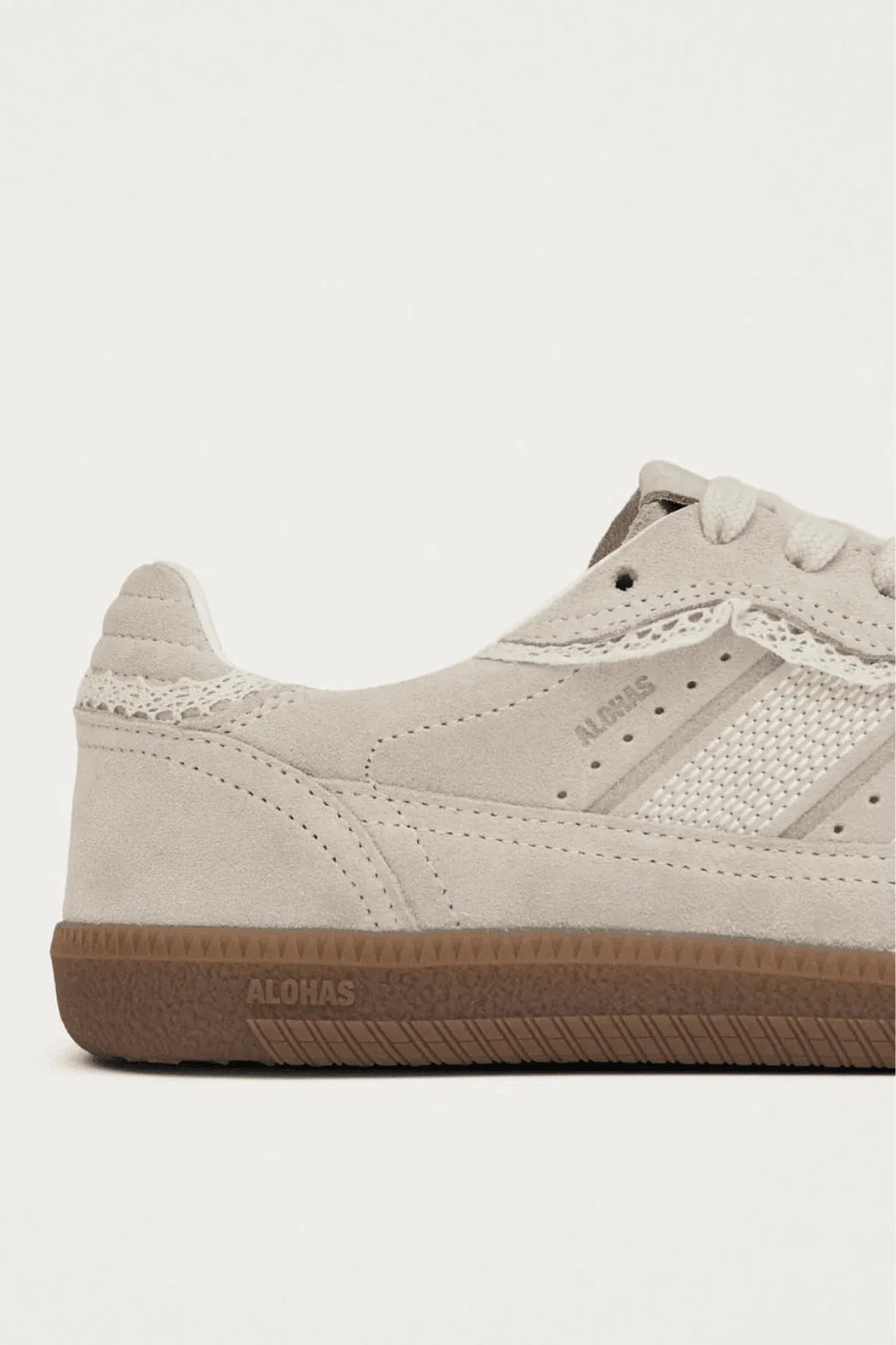 ALOHAS | The 490 Crochet Cream Leather Sneaker - Image 4