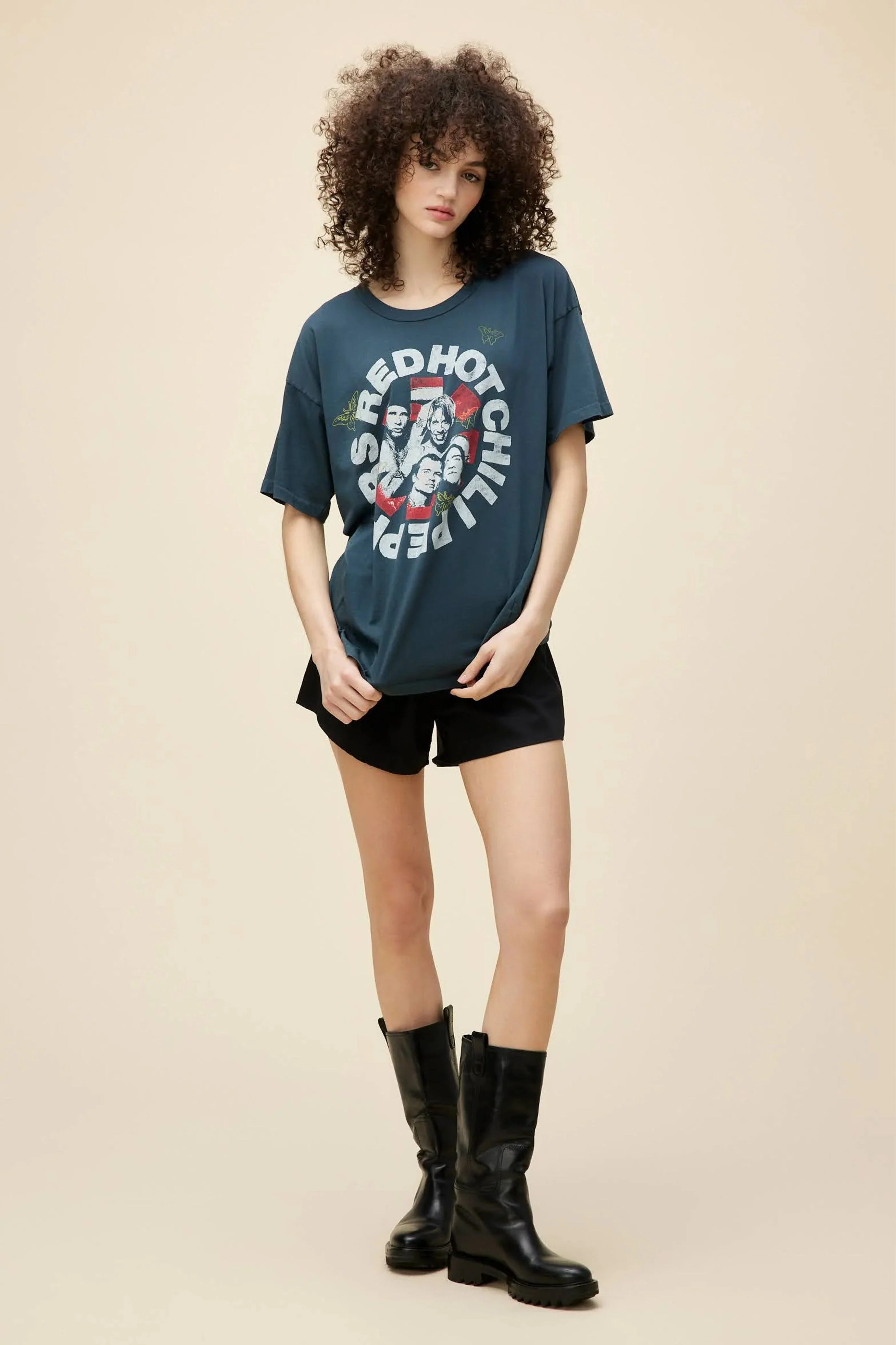 DAYDREAMER | Red Hot Chili Peppers Merch Tee - Vintage Black - Image 4