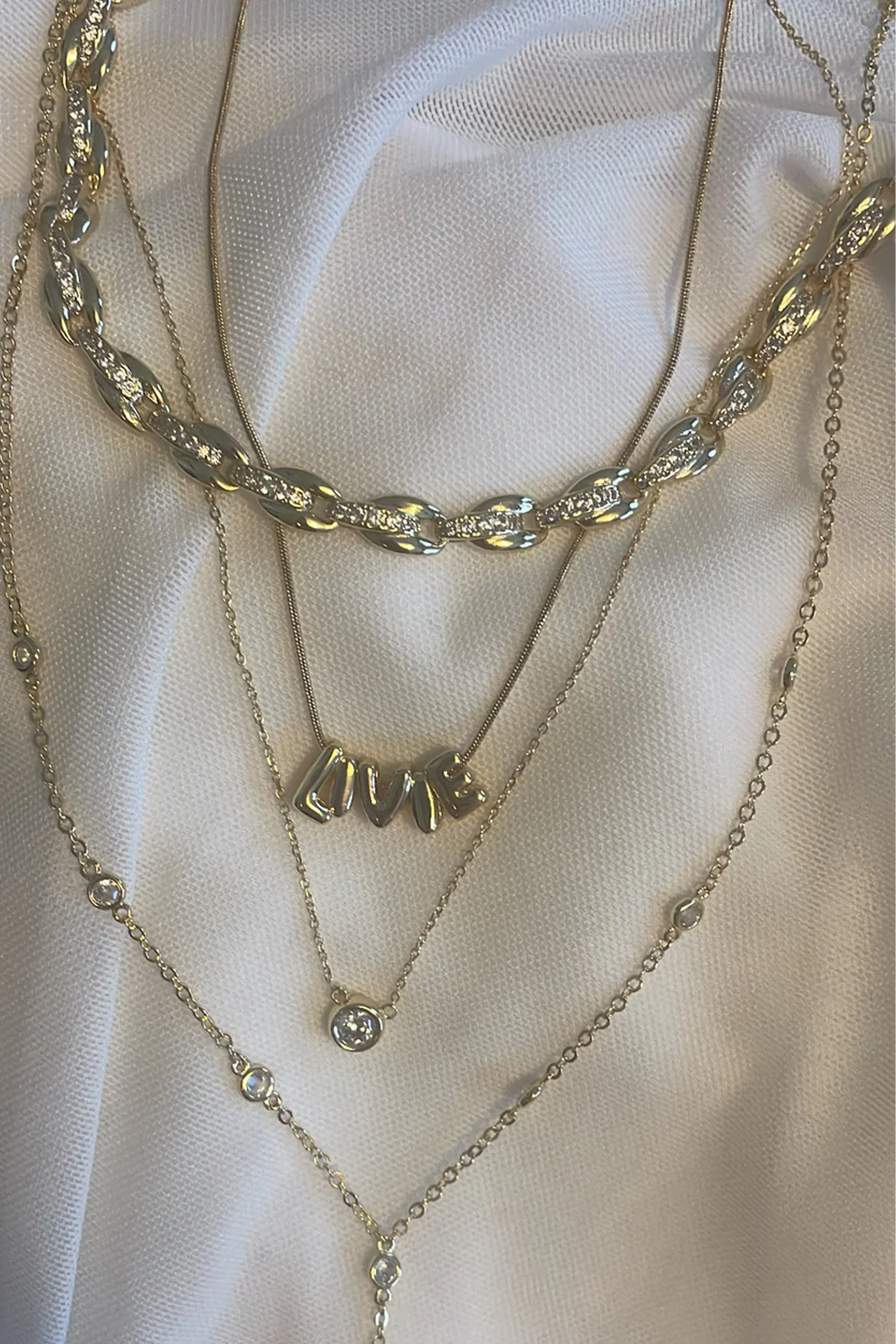 LIVIE | A Vibe Necklace - Gold - Image 2
